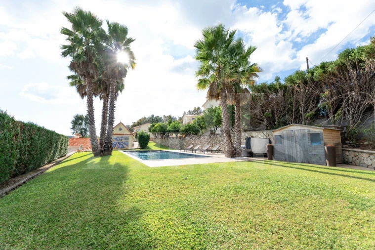 Moradia T6 para Venda em Macieira de Cambra Foto 63