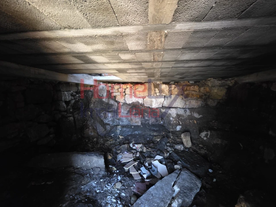 Moradia T1 para Venda em Gosende Foto 10