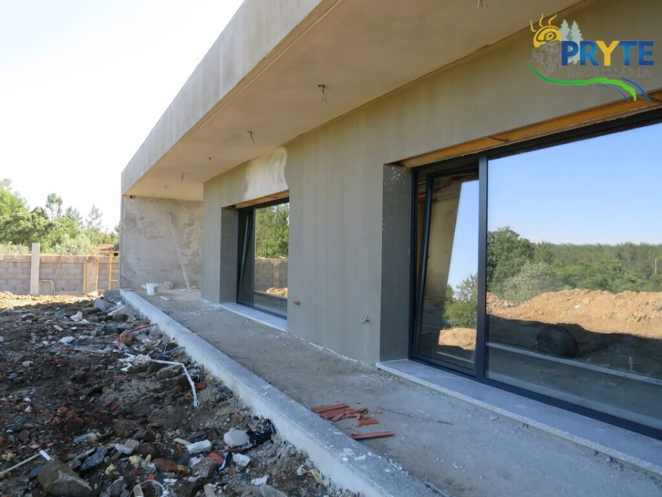 Moradia T3 para Venda em Sertã Foto 42