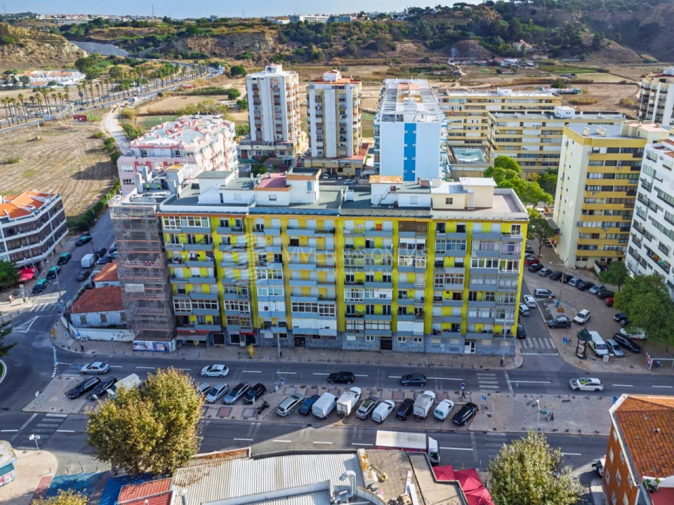 Apartamento T2 para Venda em Costa da Caparica Foto 21