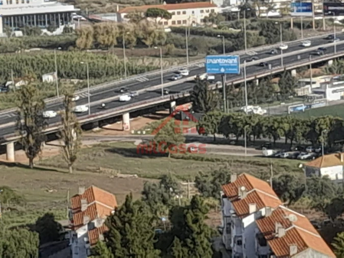 Apartamento T2 para Venda em Pontinha e Famões Foto 1