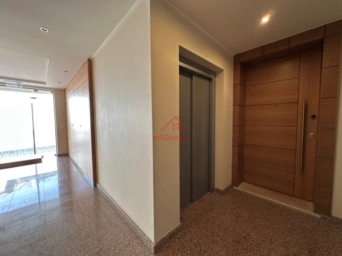 Apartamento T3 para Arrendamento em Ericeira Foto 2
