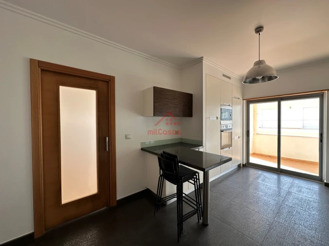 Apartamento T3 para Arrendamento em Ericeira Foto 9