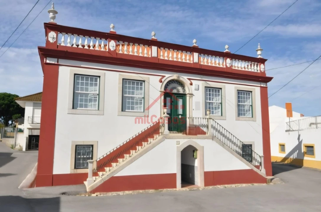 Moradia T5 para Venda em Turcifal Foto 1