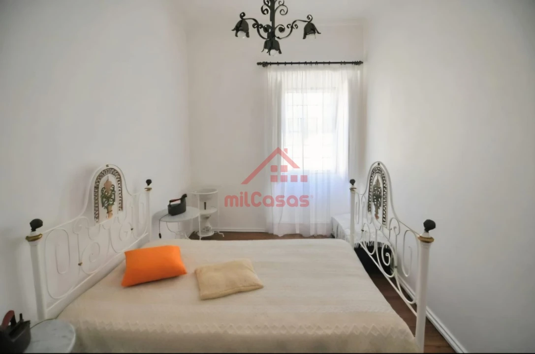 Moradia T5 para Venda em Turcifal Foto 14