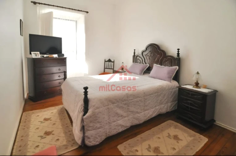 Moradia T5 para Venda em Turcifal Foto 13