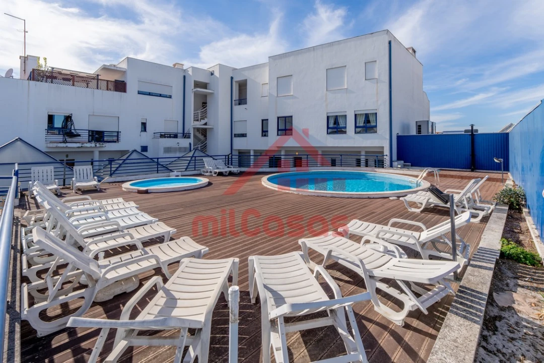 Apartamento T3 para Venda em Bombarral e Vale Covo Foto 5