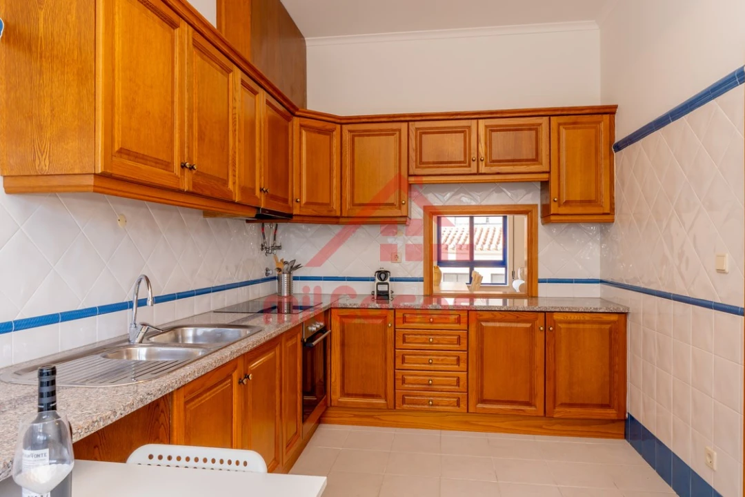 Apartamento T3 para Venda em Bombarral e Vale Covo Foto 12