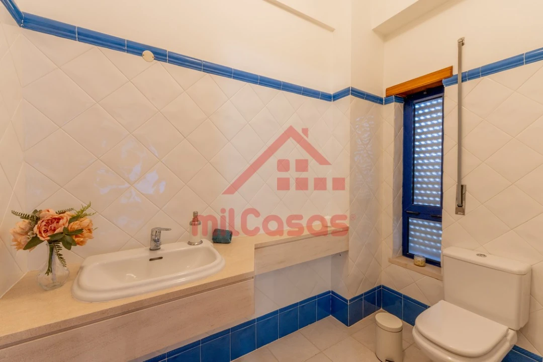 Apartamento T3 para Venda em Bombarral e Vale Covo Foto 14