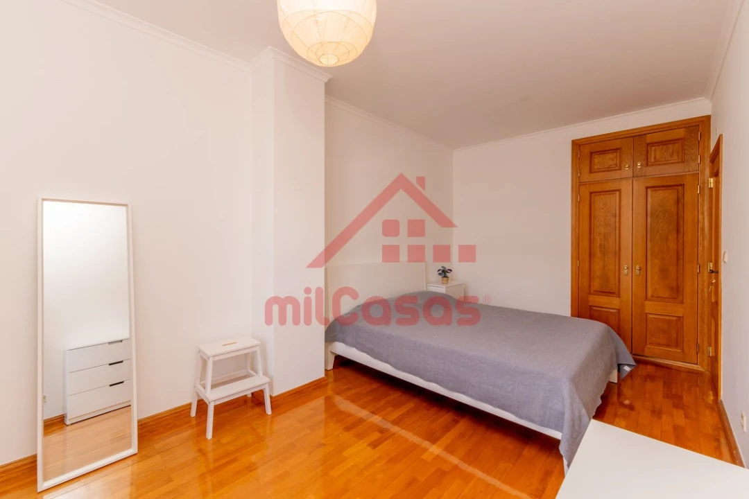 Apartamento T3 para Venda em Bombarral e Vale Covo Foto 21