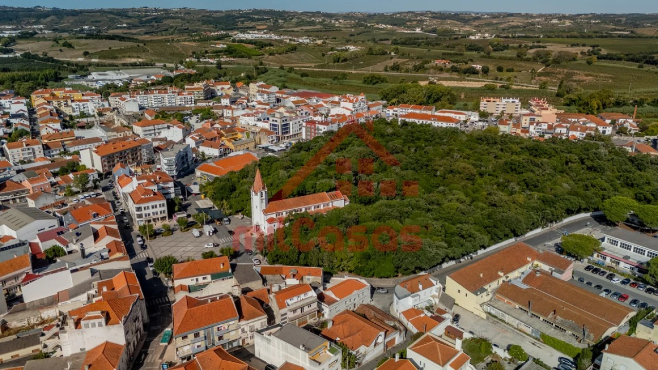 Apartamento T3 para Venda em Bombarral e Vale Covo Foto 30