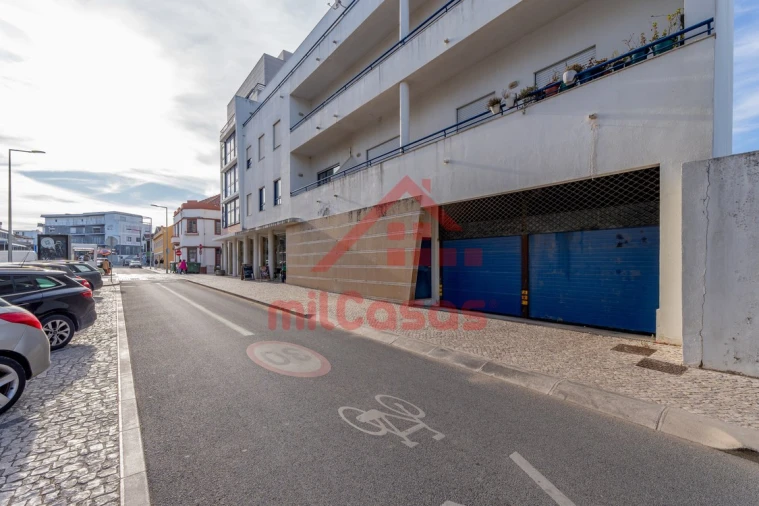 Apartamento T3 para Venda em Bombarral e Vale Covo Foto 28