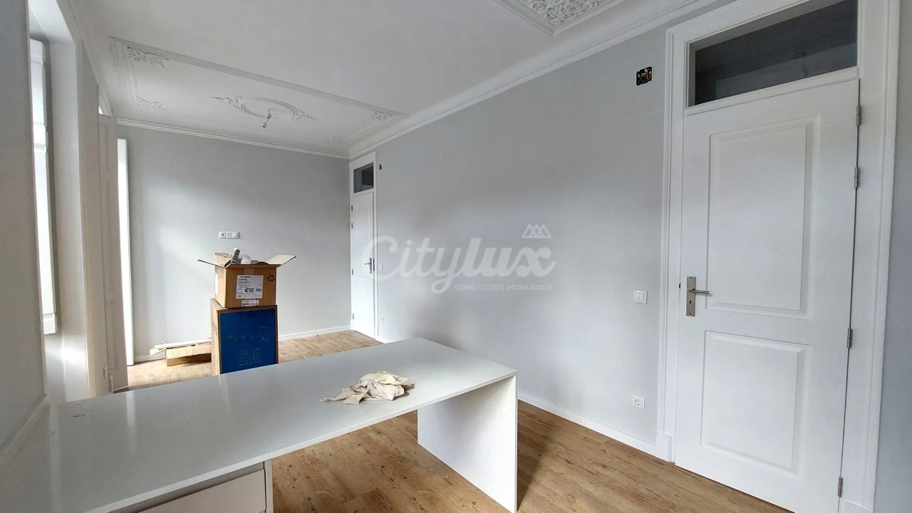 Apartamento T2 para Venda em Oeiras e São Julião da Barra, Paço de Arcos e Caxias Foto 5