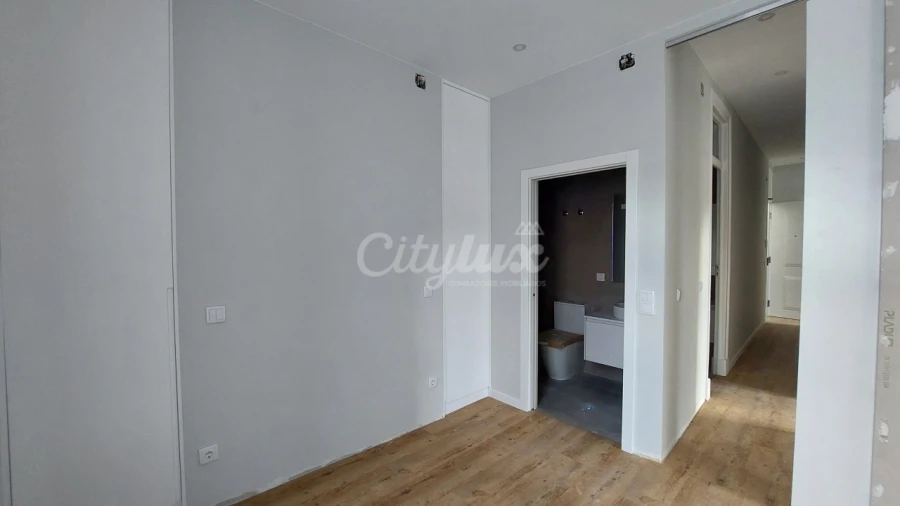 Apartamento T2 para Venda em Oeiras e São Julião da Barra, Paço de Arcos e Caxias Foto 11