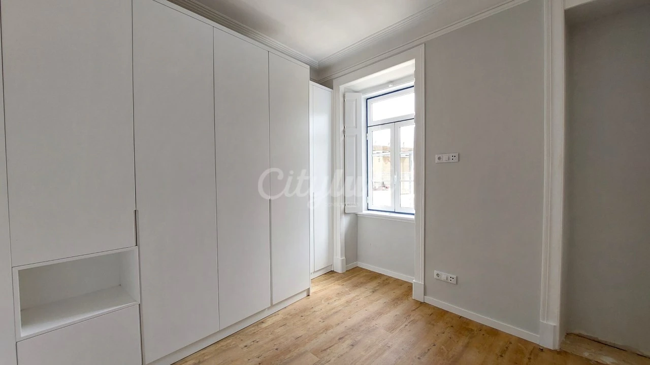 Apartamento T2 para Venda em Oeiras e São Julião da Barra, Paço de Arcos e Caxias Foto 11