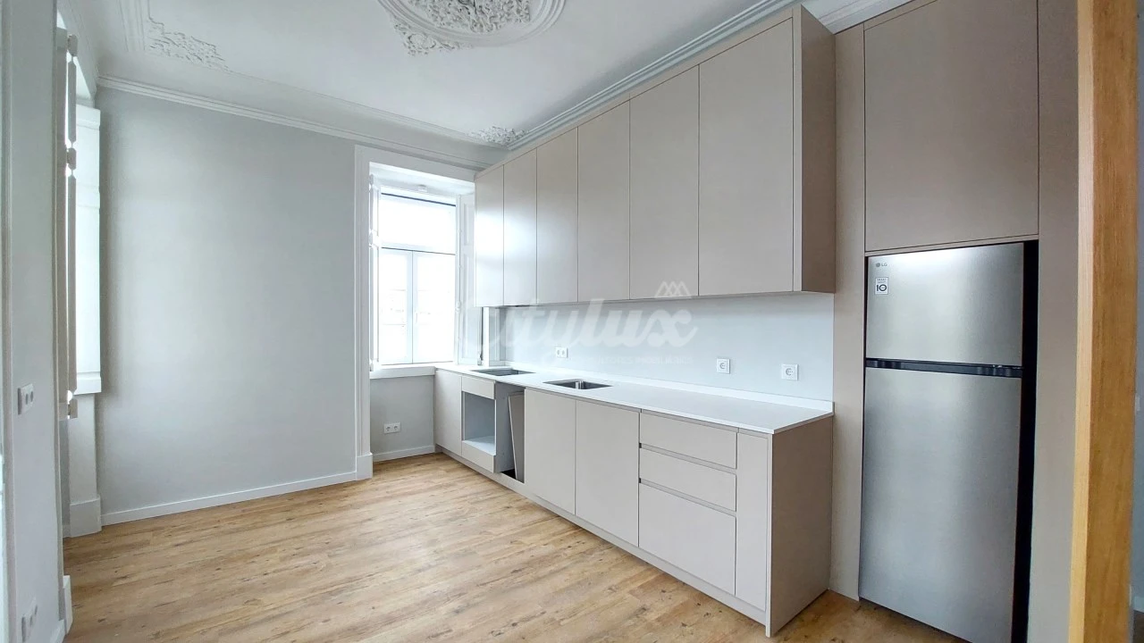 Apartamento T2 para Venda em Oeiras e São Julião da Barra, Paço de Arcos e Caxias Foto 5