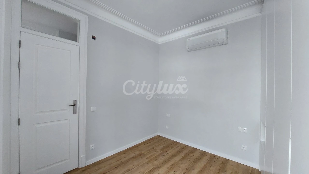 Apartamento T2 para Venda em Oeiras e São Julião da Barra, Paço de Arcos e Caxias Foto 11