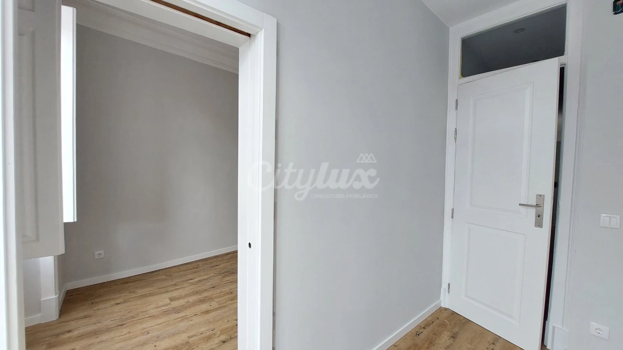 Apartamento T2 para Venda em Oeiras e São Julião da Barra, Paço de Arcos e Caxias Foto 16