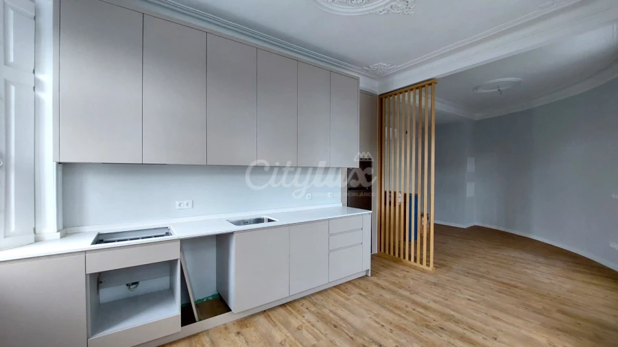 Apartamento T2 para Venda em Oeiras e São Julião da Barra, Paço de Arcos e Caxias Foto 3