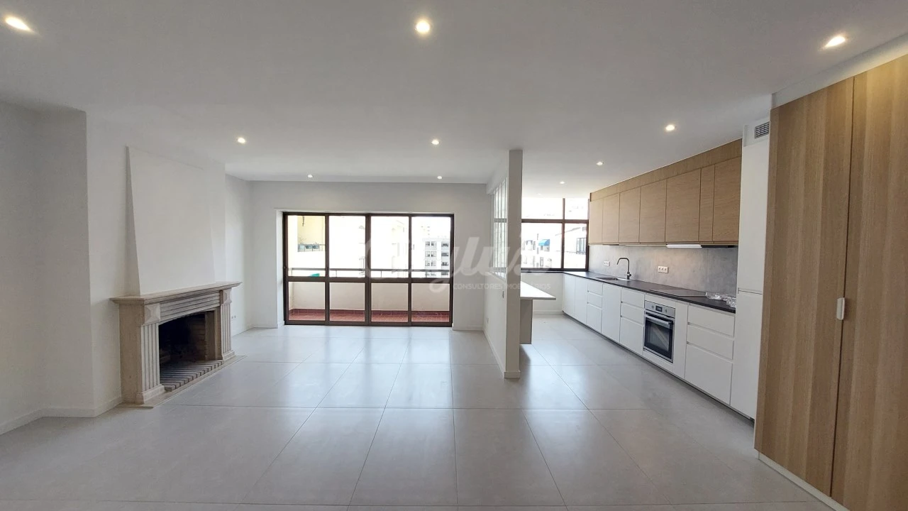 Apartamento T3 para Arrendamento em Cascais e Estoril Foto 4