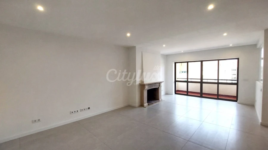 Apartamento T3 para Arrendamento em Cascais e Estoril Foto 3