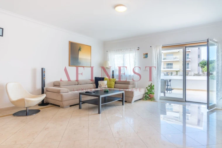 Apartamento T2 para Arrendamento em Cascais e Estoril Foto 10