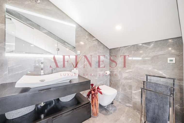 Apartamento T2 para Venda em Rio de Mouro Foto 45