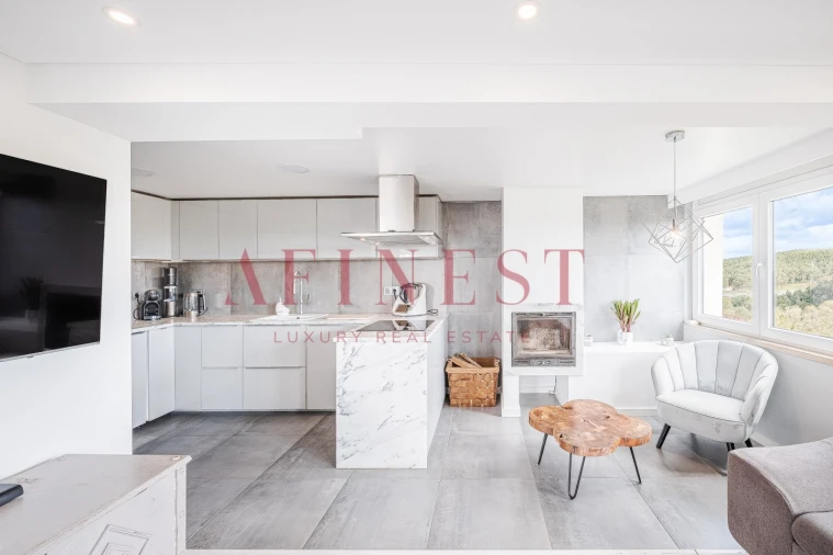 Apartamento T2 para Venda em Rio de Mouro Foto 11