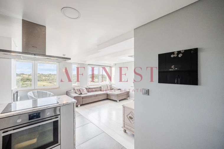 Apartamento T2 para Venda em Rio de Mouro Foto 19