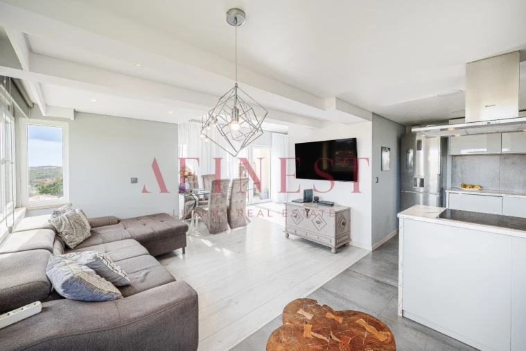 Apartamento T2 para Venda em Rio de Mouro Foto 12