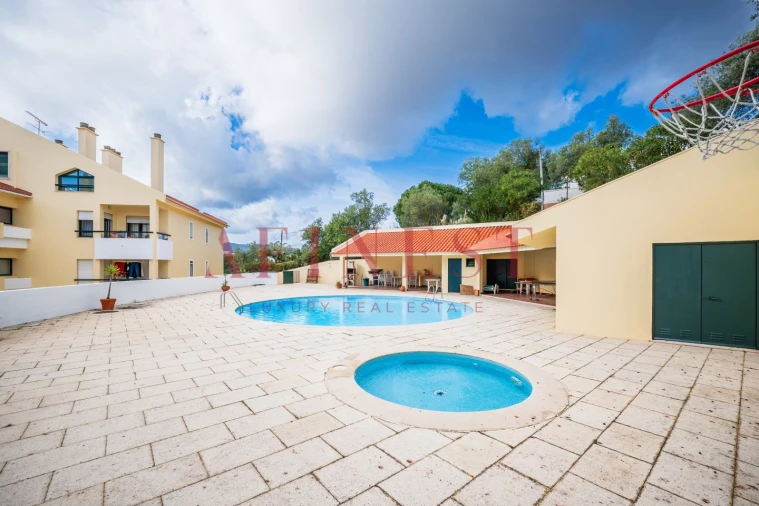 Apartamento T2 para Venda em Rio de Mouro Foto 79