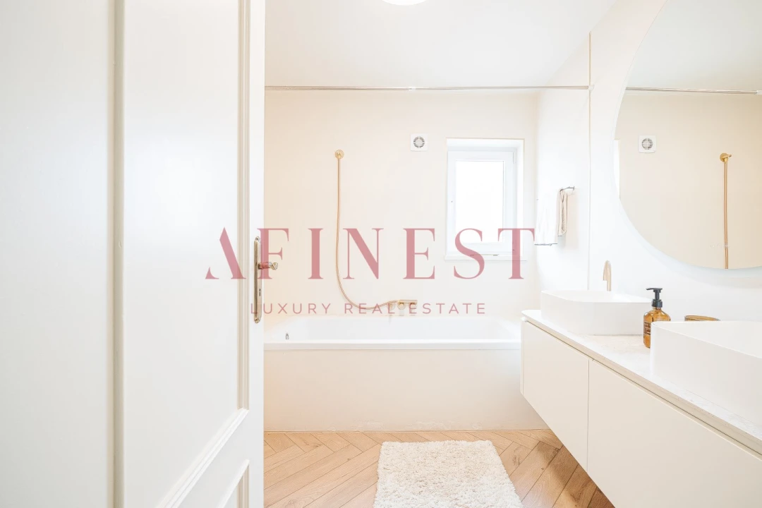 Moradia T5 para Arrendamento em Santa Maria e São Miguel, São Martinho, São Pedro Penaferrim Foto 43