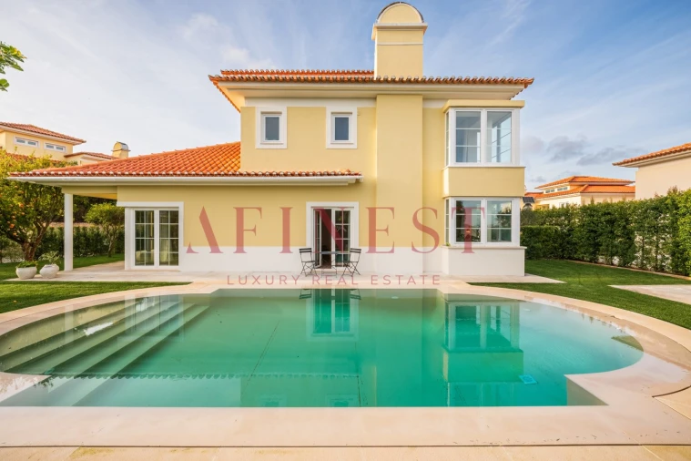 Moradia T5 para Arrendamento em Santa Maria e São Miguel, São Martinho, São Pedro Penaferrim Foto 89