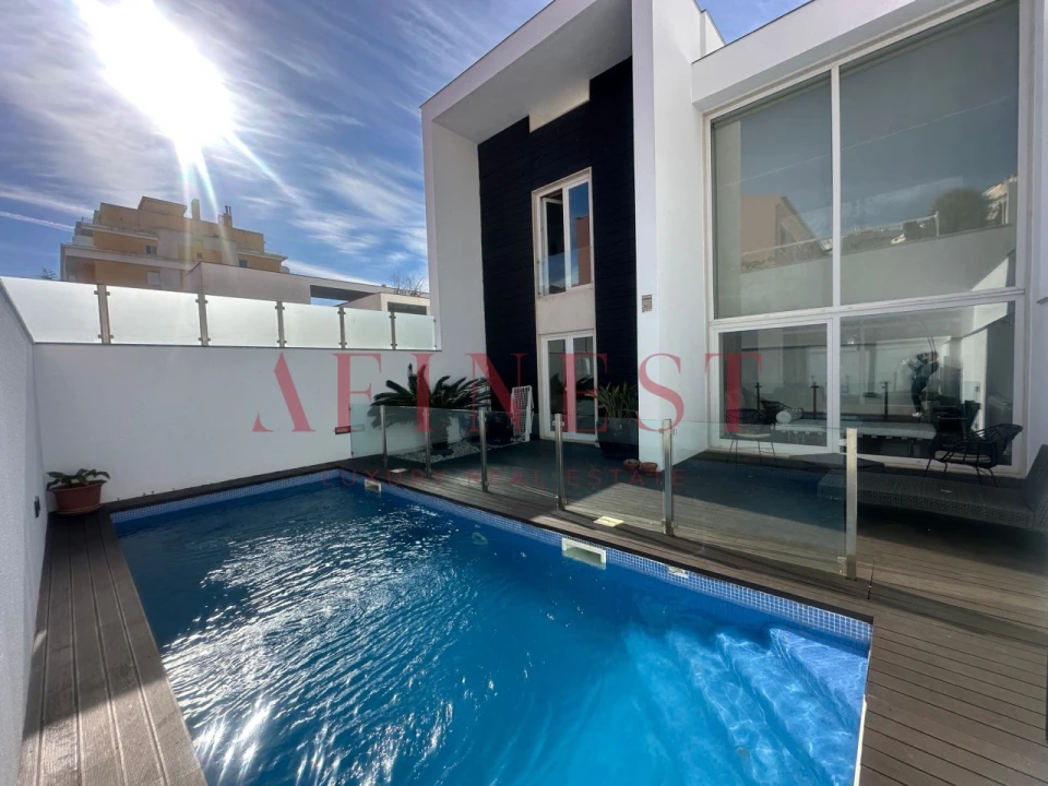 Moradia T4 para Arrendamento em Carcavelos e Parede Foto 23