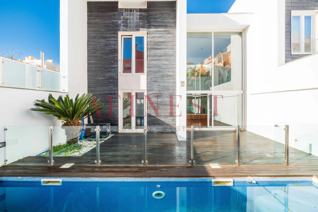 Moradia T4 para Arrendamento em Carcavelos e Parede Foto 2