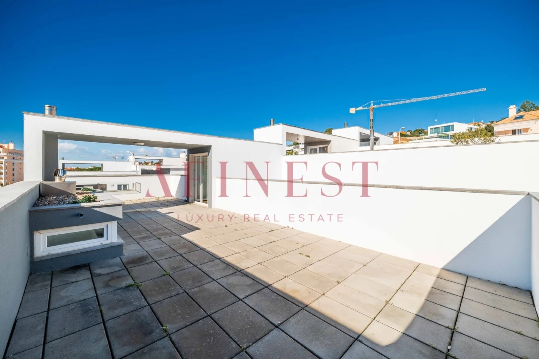 Moradia T4 para Arrendamento em Carcavelos e Parede Foto 24