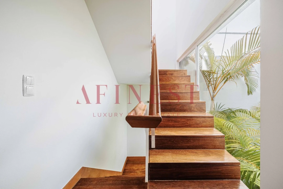 Moradia T4 para Arrendamento em Carcavelos e Parede Foto 46