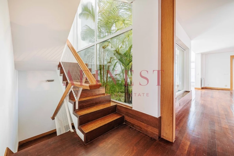 Moradia T4 para Arrendamento em Carcavelos e Parede Foto 21