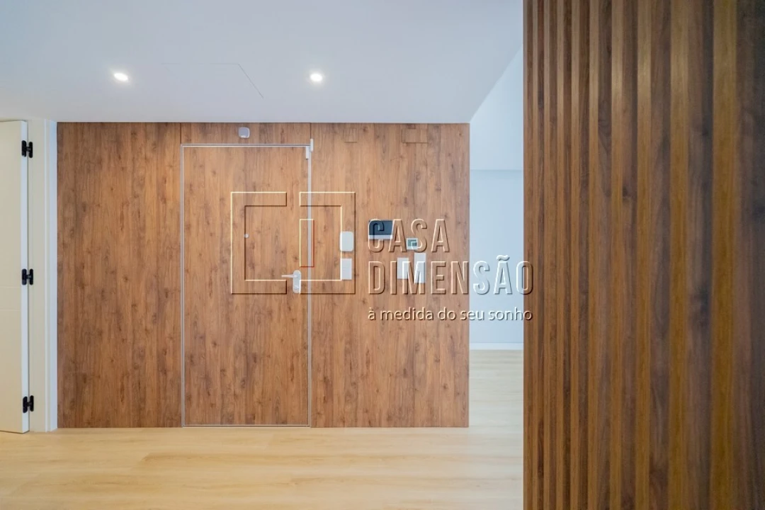 Apartamento T3 para Venda em Carcavelos e Parede Foto 4