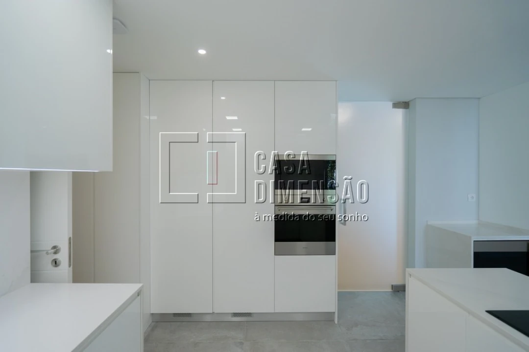 Apartamento T3 para Venda em Carcavelos e Parede Foto 33