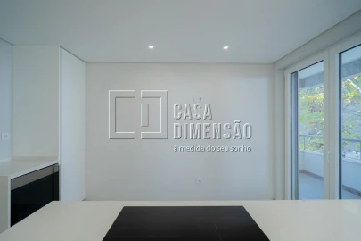 Apartamento T3 para Venda em Carcavelos e Parede