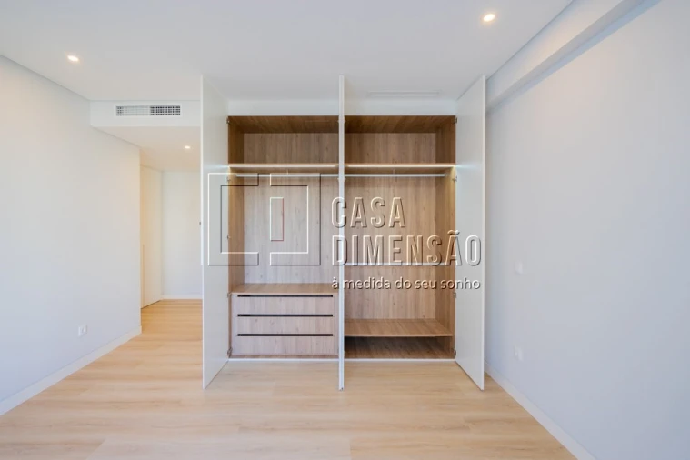 Apartamento T3 para Venda em Carcavelos e Parede Foto 69