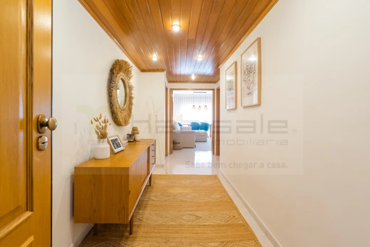 Apartamento T4 para Venda em Póvoa de Santa Iria e Forte da Casa Foto 2