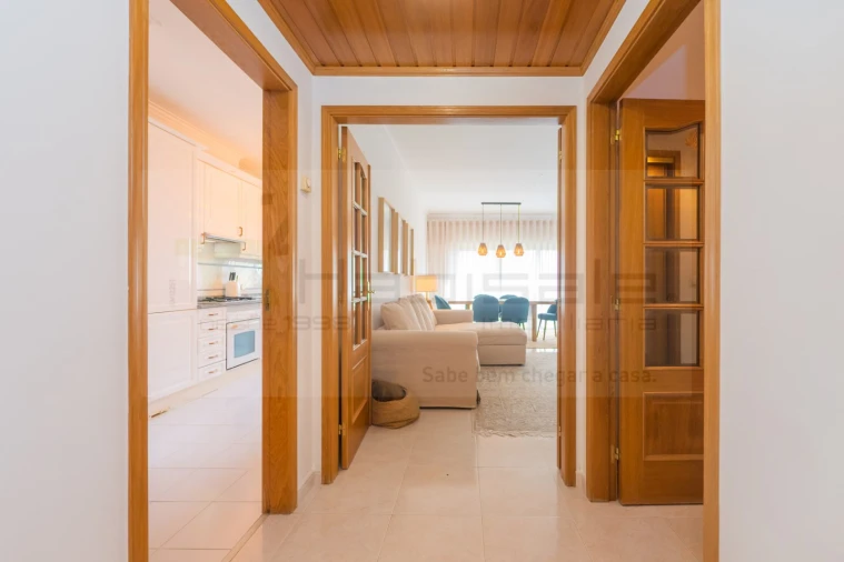 Apartamento T4 para Venda em Póvoa de Santa Iria e Forte da Casa Foto 3