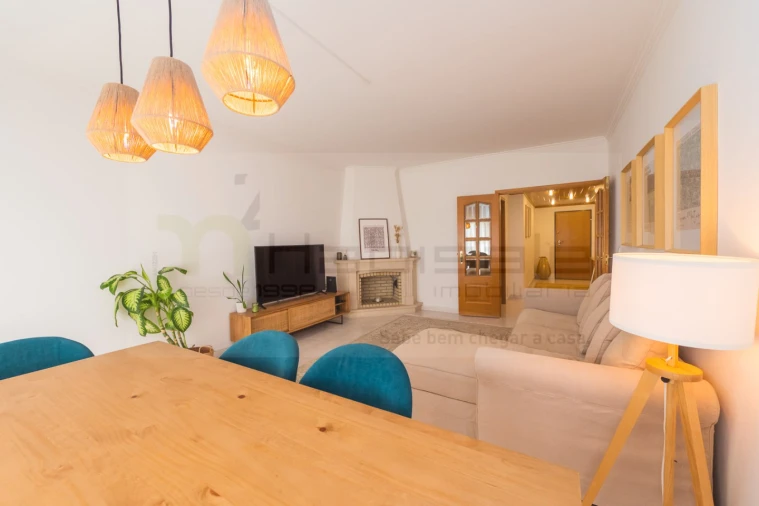 Apartamento T4 para Venda em Póvoa de Santa Iria e Forte da Casa Foto 12