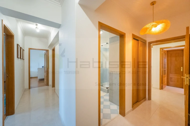 Apartamento T4 para Venda em Póvoa de Santa Iria e Forte da Casa Foto 22