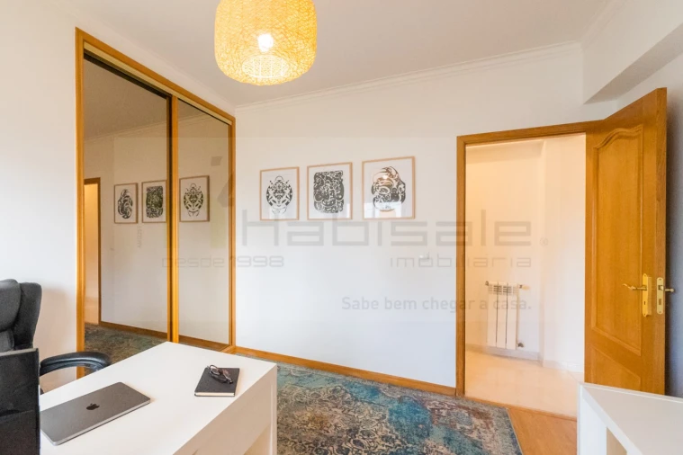 Apartamento T4 para Venda em Póvoa de Santa Iria e Forte da Casa Foto 26