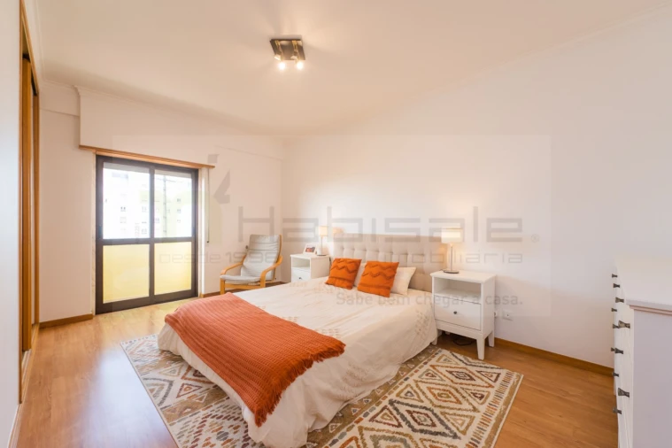 Apartamento T4 para Venda em Póvoa de Santa Iria e Forte da Casa Foto 29