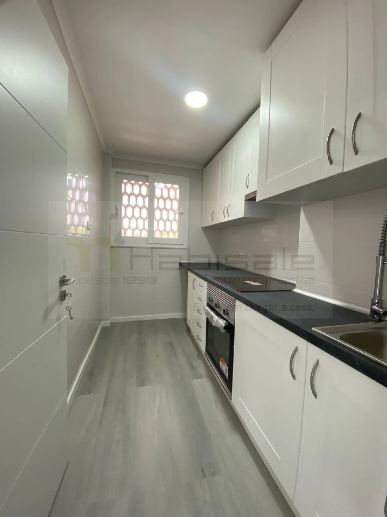 Apartamento T2 para Venda em Pontinha e Famões Foto 7