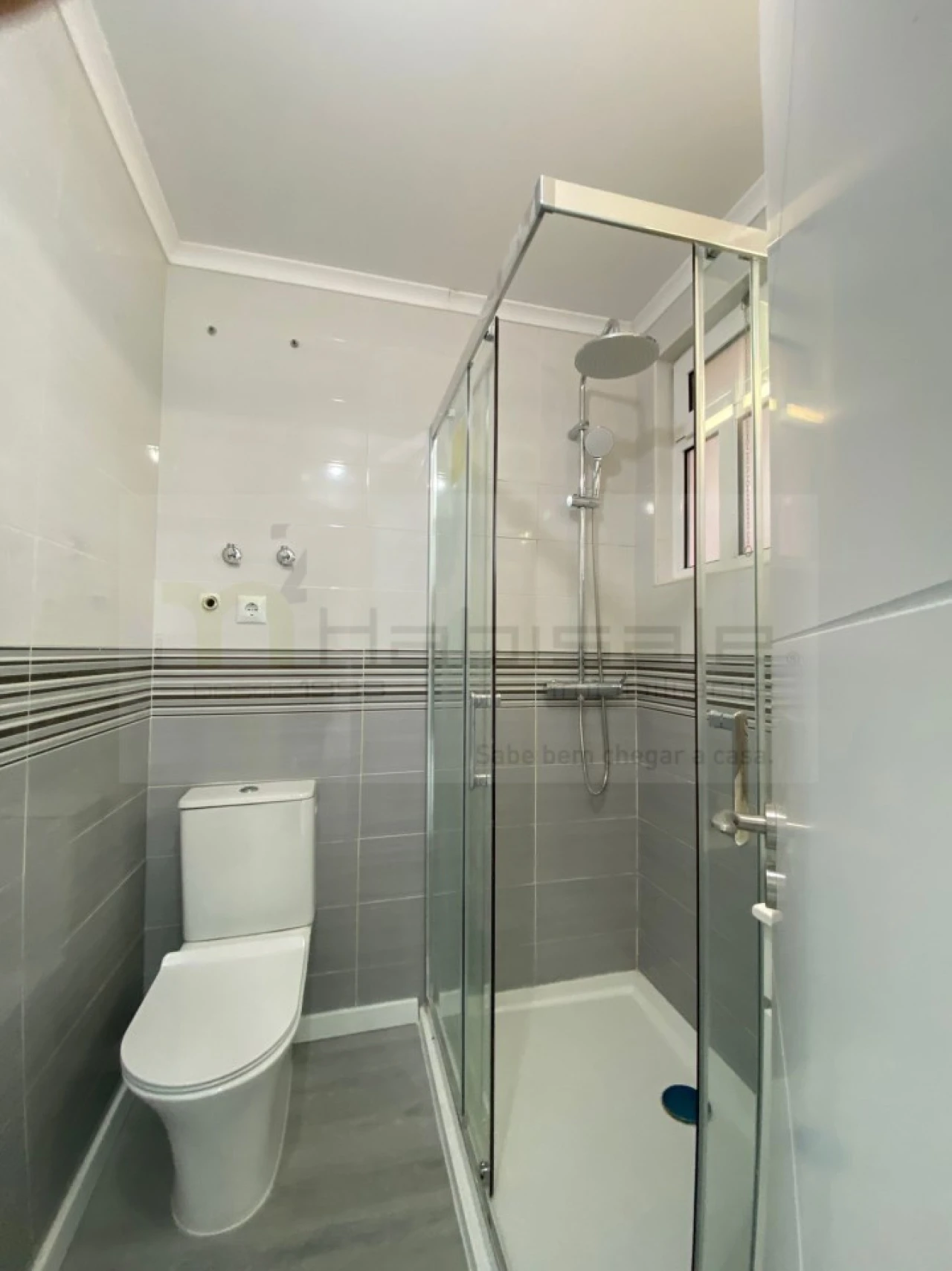 Apartamento T2 para Venda em Pontinha e Famões Foto 13